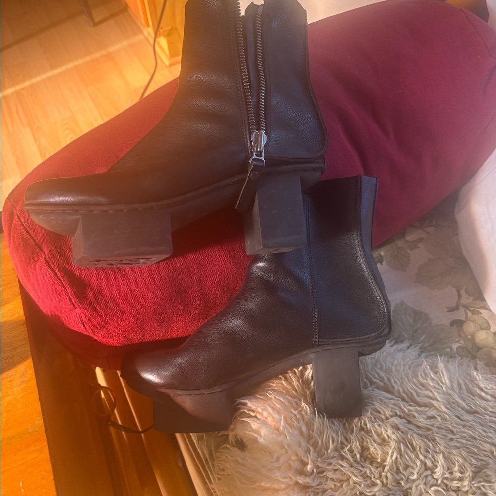 Trippen Black Leather Ankle Boots sz eur41